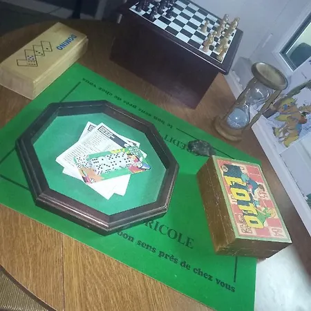 Grande D'hote Pour 4 A 5 Personnes ベッド・アンド・ブレックファスト